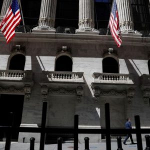 Wall Street: «Μάζεψε» τα κέρδη της εβδομάδας