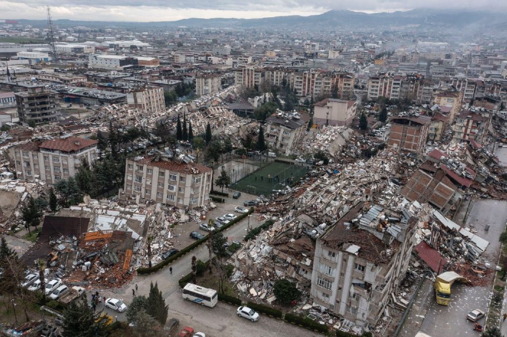 Σεισμός: Λιγοστεύουν οι ελπίδες για τους εγκλωβισμένους σε Τουρκία και Συρία