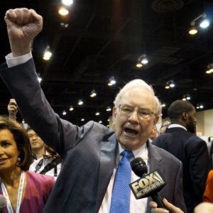 Γουόρεν Μπάφετ: Τέλος εποχής στην Berkshire Hathaway μετά από 60 χρόνια