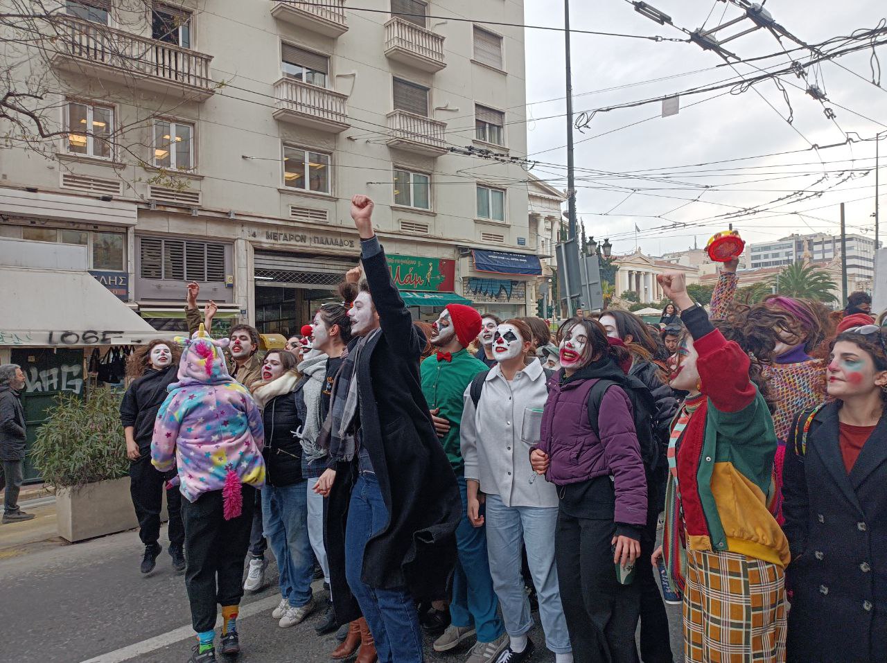 Καλλιτέχνες: Συνεχίζουν τις κινητοποιήσεις τους με νέα απεργία την Παρασκευή – Δεν έπεισε ο πρωθυπουργός