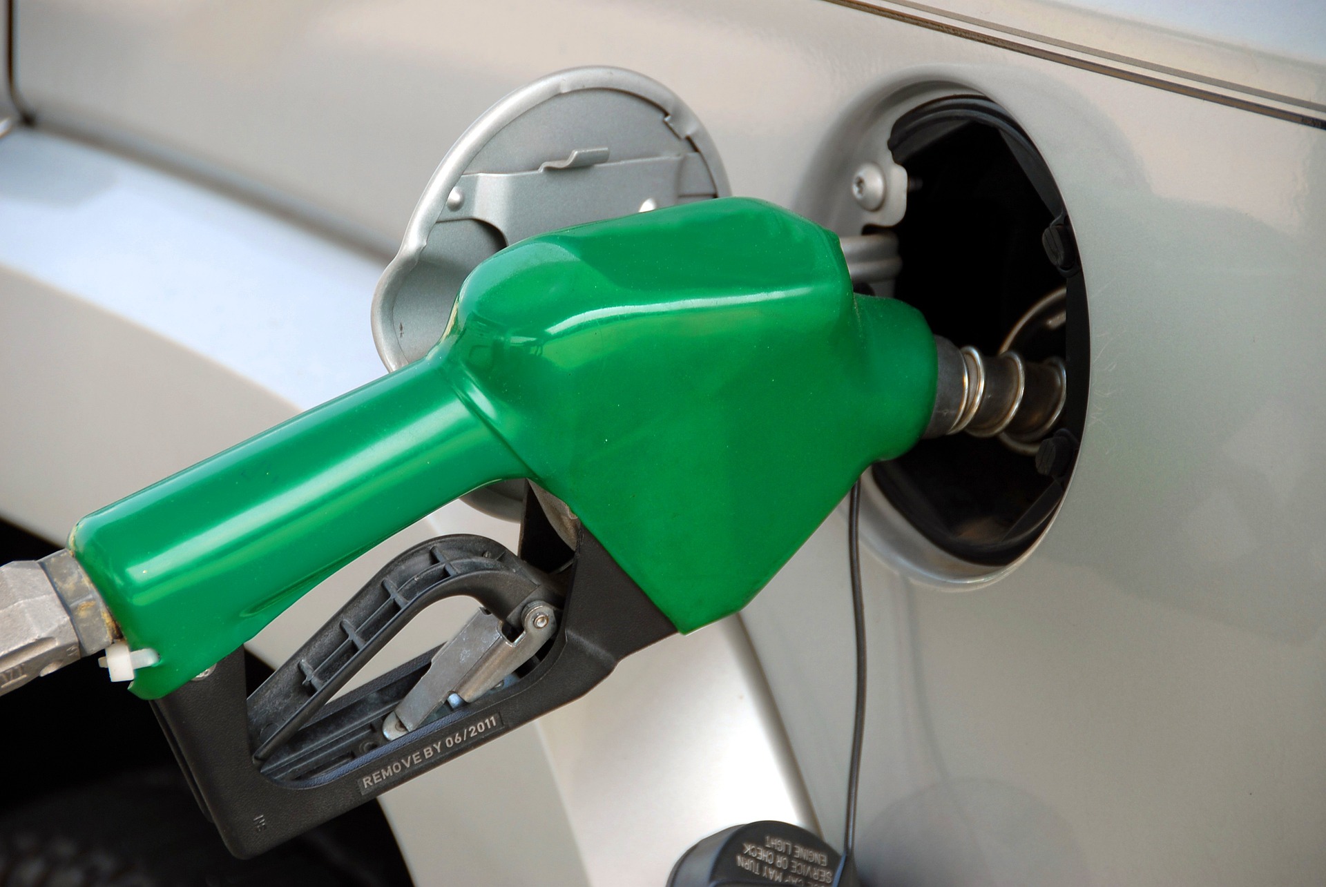 ΠΟΠΕΚ: Με χρονοκαθυστέρηση η αύξηση των τιμών στα πρατήρια καυσίμων