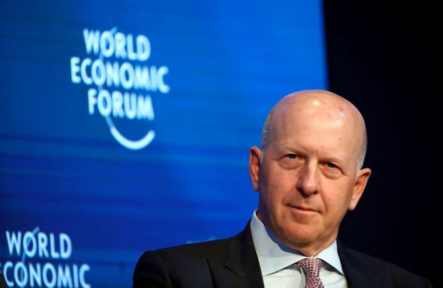 Η Goldman αυξάνει τις αμοιβές του 2023 για τα τρία κορυφαία στελέχη της
