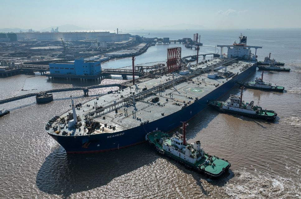Κίνα: Ενισχύει τις εισαγωγές ρωσικού αργού με μεγάλες εκπτώσεις