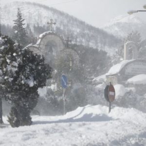 Κακοκαιρία «Μπάρμπαρα»: Συνεχίζονται οι χιονοπτώσεις