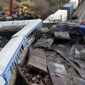 Τέμπη: Ξεκινούν οι απολογίες των 3 κατηγορούμενων – Τι θα υποστηρίξει ο συμβασιούχος σταθμάρχης