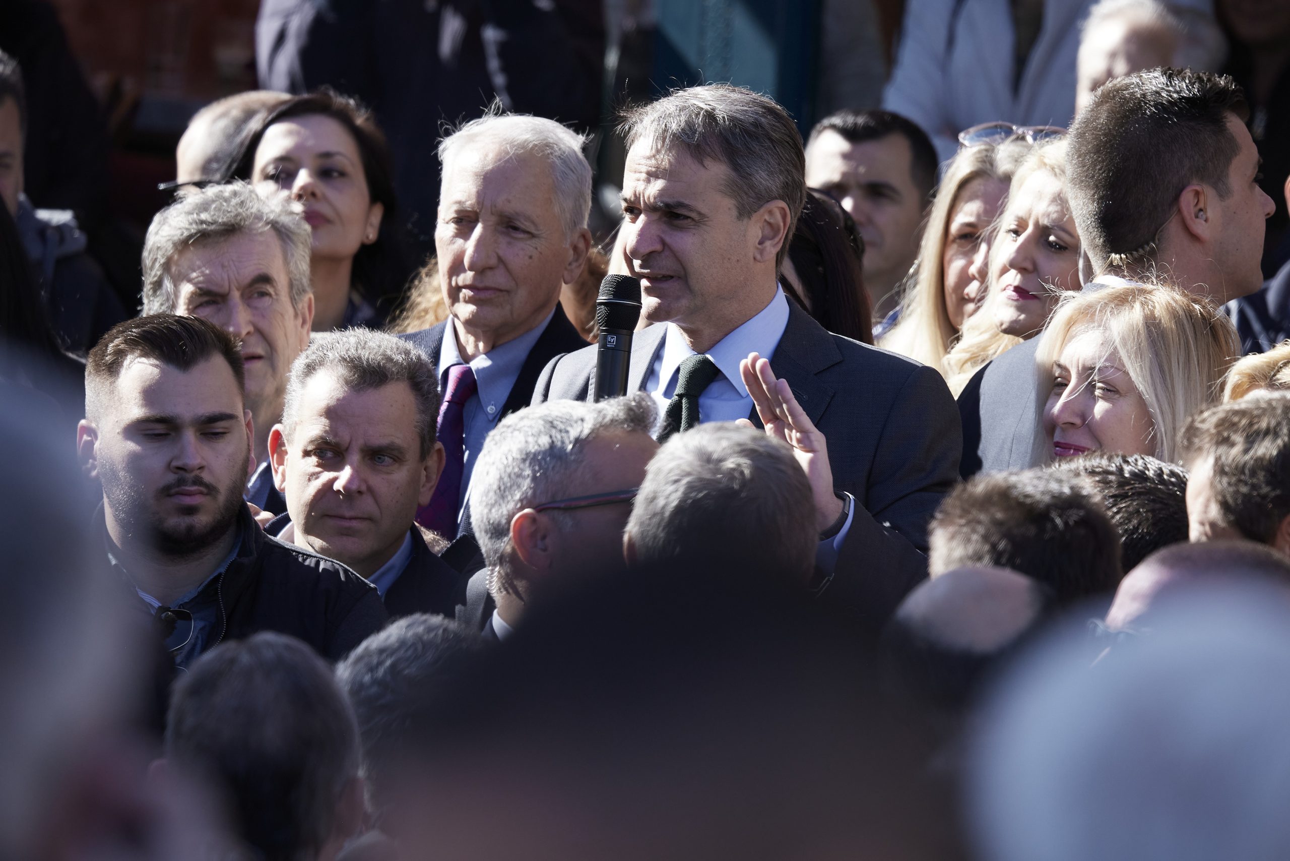 Greek PM Mitsotakis: The border fence on the Evros will finish with or without European funding