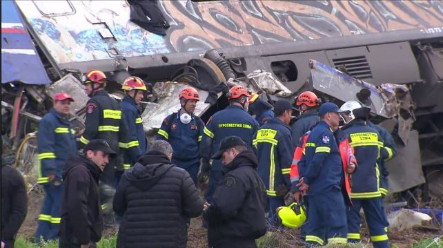 Τέμπη: «Δεν έχει ακόμα ταυτοποιηθεί η σορός ενός άνδρα – Την Τετάρτη η επανεξέταση δύο σορών»