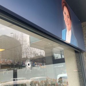 Τουρκία: Ενοπλη επίθεση στα γραφεία της Ακσενέρ στην Κωνσταντινούπολη