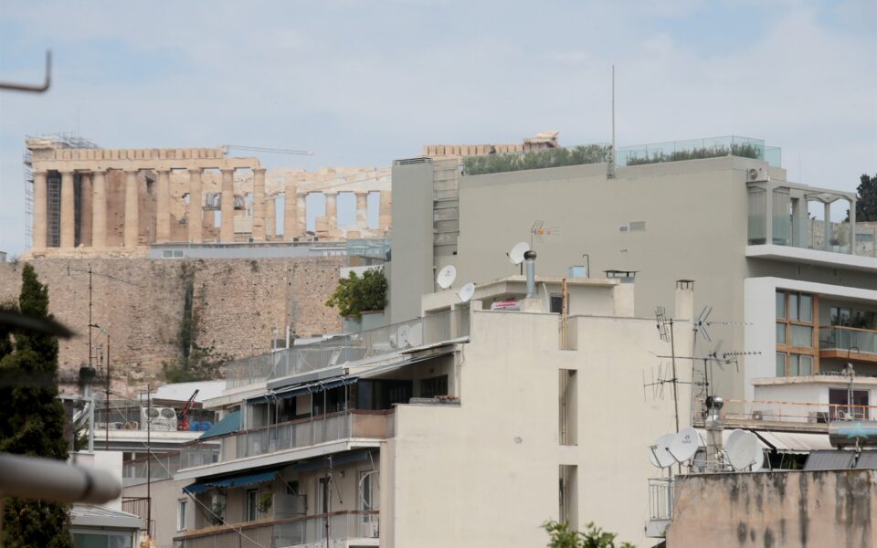 Μπλε Κέδρος: Ακυρώθηκαν όλα τα πρόστιμα για το ξενοδοχείο στην Ακρόπολη