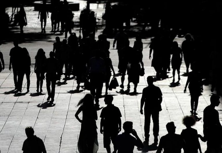 Το Δημογραφικό βάζει βόμβα στα θεμέλια του Ασφαλιστικού