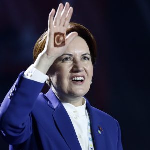 Τουρκία: Η «λύκαινα» δείχνει τα δόντια της – Ποιός πρέπει να φοβάται την Μεράλ Ακσενέρ;