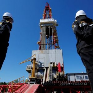 Πετρέλαιο: Υποχωρούν οι τιμές στον απόηχο της συμφωνίας UBS-Credit Suisse