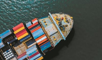 ΕΕ: Νέοι κανόνες ασφάλειας στις θαλάσσιες μεταφορές