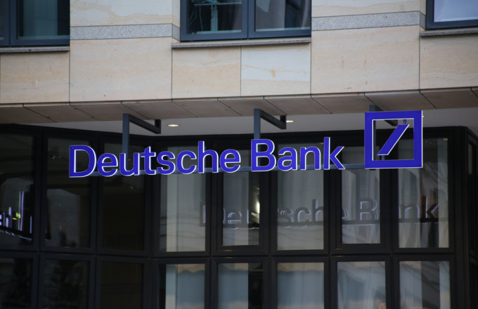 Η Deutsche Bank τρομάζει τις αγορές, αναταράξεις χωρίς προηγούμενο