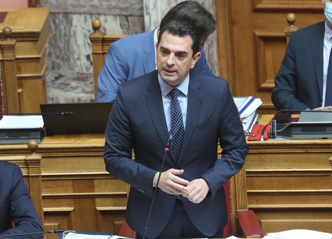 Σκρέκας: Τα πρόστιμα και επιβάλλονται και εισπράττονται