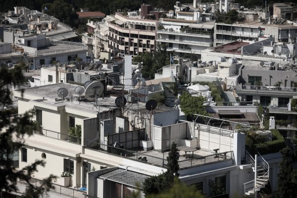 Ακίνητα: Αποκαλυπτική έρευνα – Έκρηξη τιμών και πωλήσεων στην Ελλάδα [πίνακες]