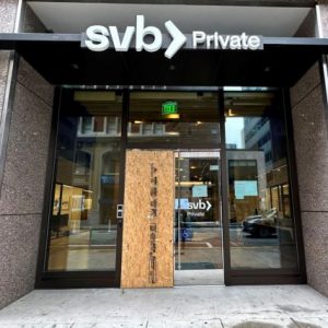Signature Bank: Πώληση περιουσιακών στοιχείων στη Flagstar Bank – Προς διάλυση της SVB