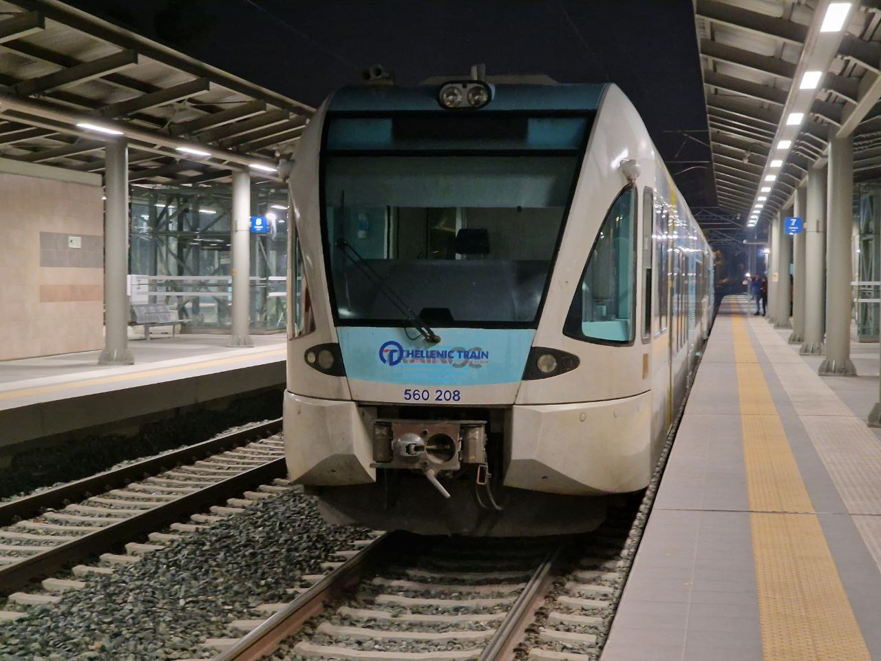 Σιδηρόδρομος: Μετ’ εμποδίων η επανεκκίνηση – Δεν ξεκίνησαν τα δρομολόγια για Κιάτο, «πάει πίσω» το Intercity