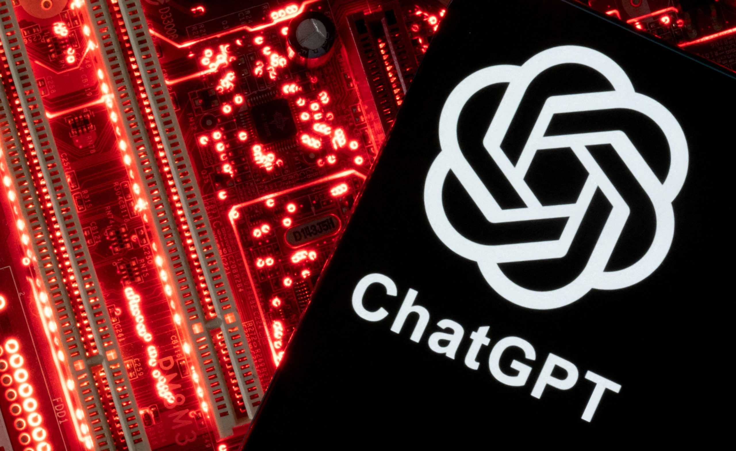 Το ChatGPT εξαπλώνεται στους χώρους εργασίας
