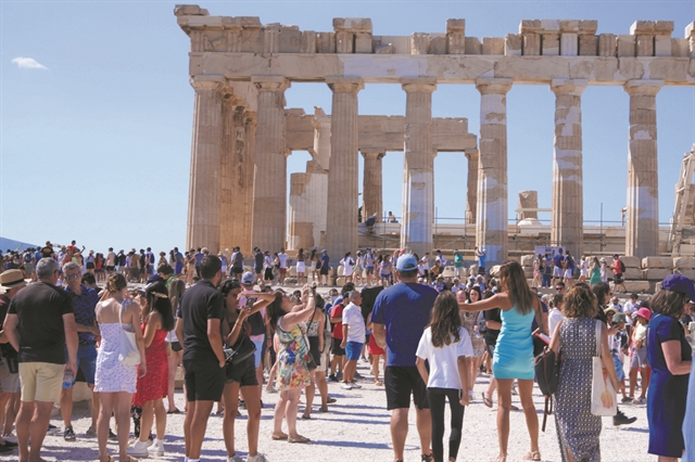 Τουρισμός: Καιρός, τιμές και πολυκοσμία τα τρία βασικά κριτήρια