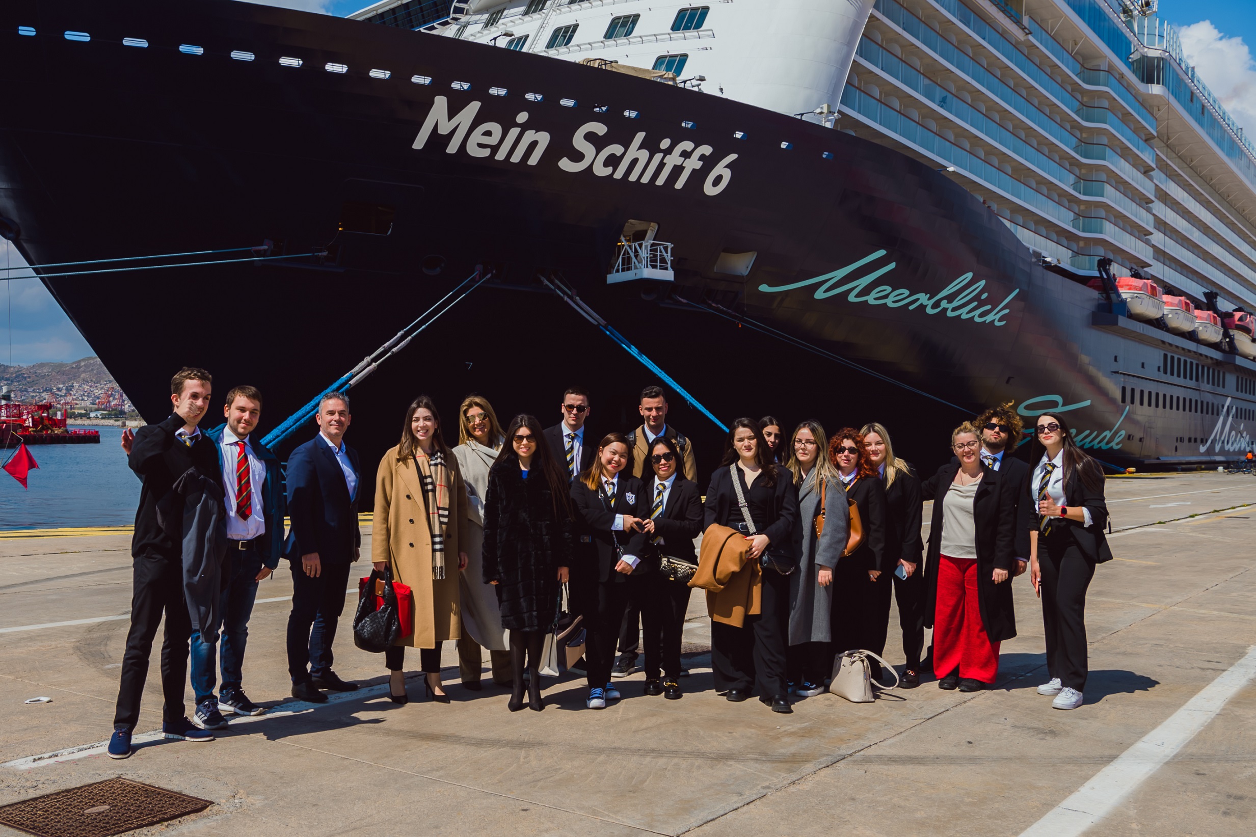 CLIA: Εκπαιδευτική επίσκεψη στο κρουαζιερόπλοιο Mein Schiff 6 της TUI Cruises