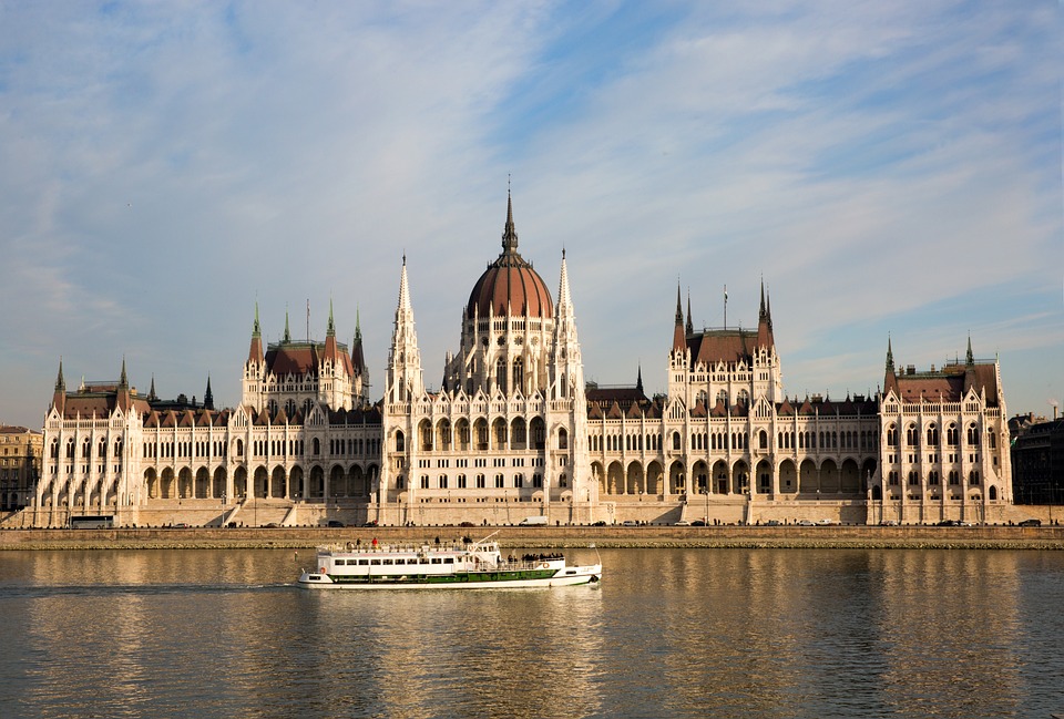 Κίνα: Πρόταση για συνεργασία με την Ουγγαρία στον τομέα της ασφάλειας