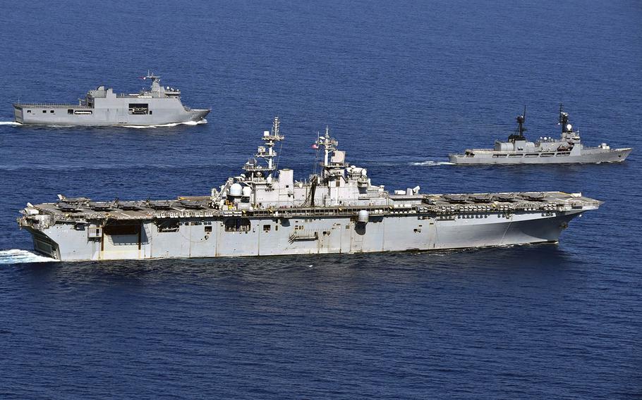 Πολεμικά παιχνίδια-φωτιά με την Κίνα: Οι ΗΠΑ βυθίζουν πολεμικό πλοίο στη Νότια Σινική Θάλασσα