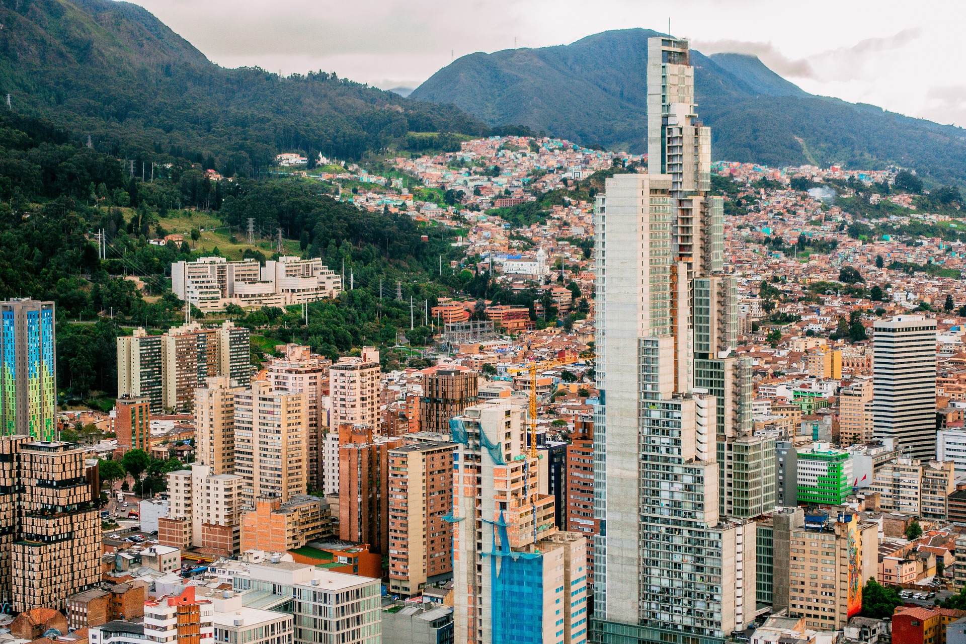 Κολομβία: Εκδίδει βίζα για ψηφιακούς νομάδες – Ποιες είναι οι καλύτερες πόλεις για διαμονή