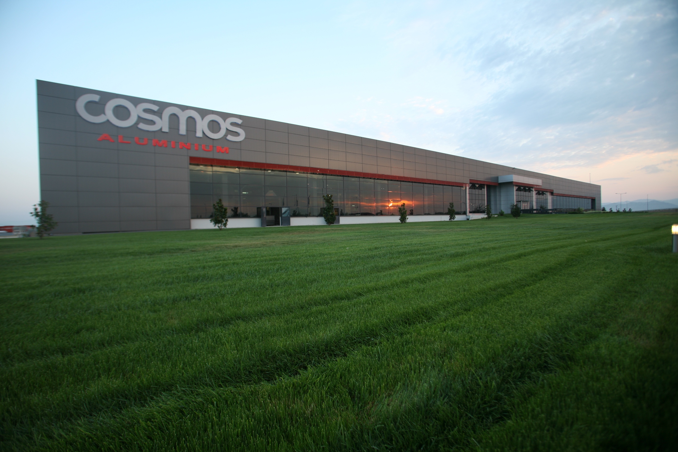 Αλουμίνιο: Ολοκληρώθηκε η συγχώνευση της ΕΤΕΜ με την COSMOS Aluminium
