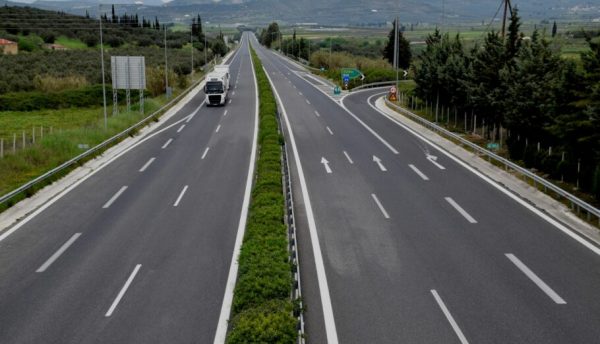 The importance of the Lamia-Karpenisi road connection for Central Greece