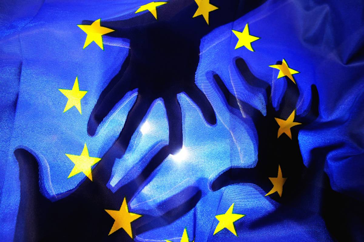 Προστασία της δημοκρατίας: (Η Ευρώπη παίρνει μέτρα ενάντια στον νεοναζισμό)