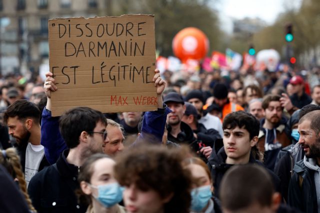 Γαλλία: Νέα απεργία για το συνταξιοδοτικό – Εν αναμονή της ετυμηγορίας του Συνταγματικού Συμβουλίου