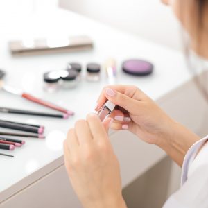 Καλλυντικά: Στις εξαγωγές ποντάρει ο κλάδος της ομορφιάς – Τα σχέδια των πρωταγωνιστών
