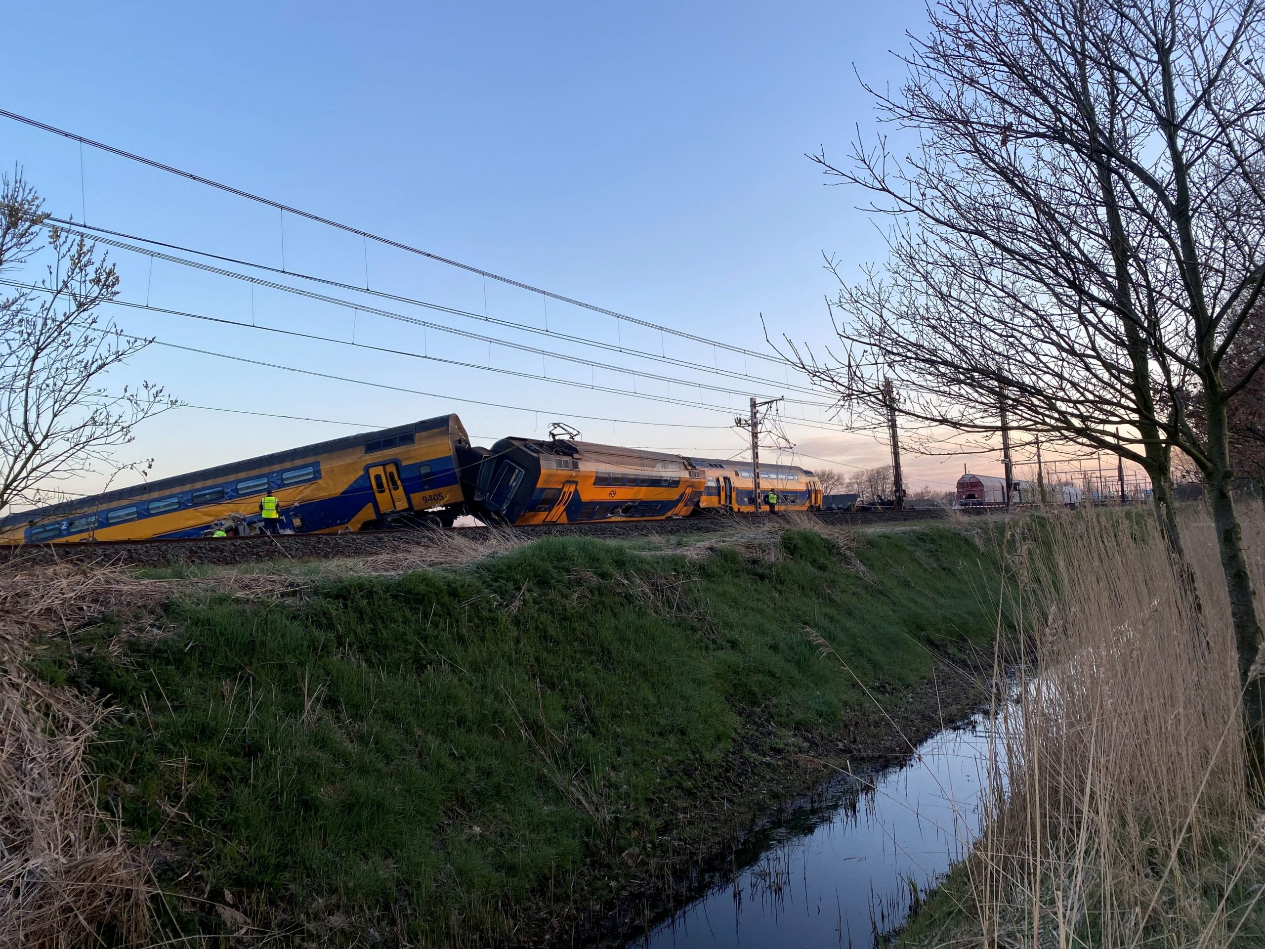 Ολλανδία: Εκτροχιασμός τρένου με έναν νεκρό και πολλούς «σοβαρά τραυματίες»