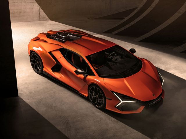 Lamborghini: Tεράστια ζήτηση για το «θηρίο» των 1.000 ίππων [εικόνα]