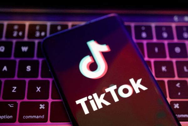 TikTok: Απέναντι από την Amazon στον ανταγωνισμό του online shopping