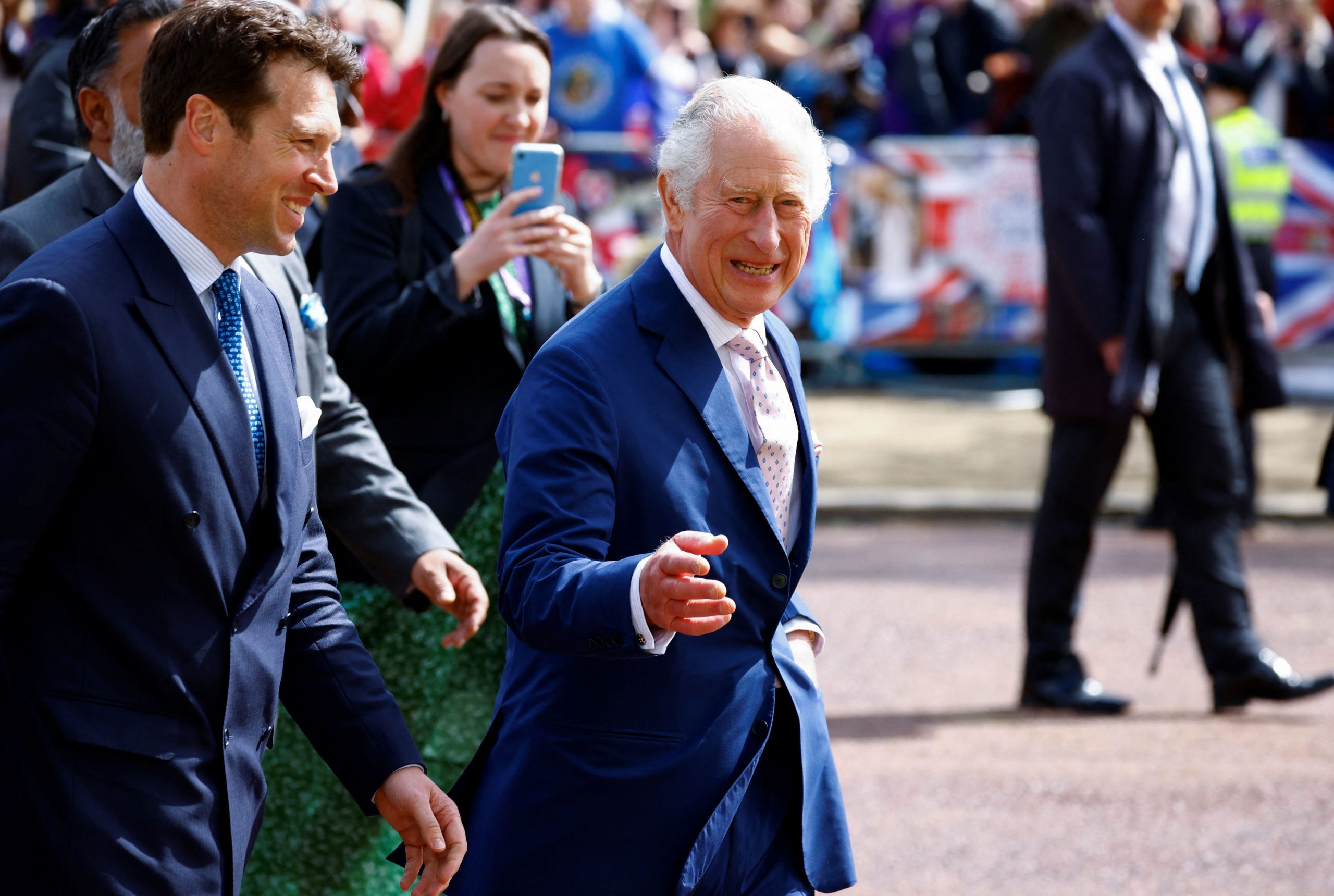 Daily Mail: Οι σκέψεις που στοιχειώνουν τον βασιλιά Κάρολο