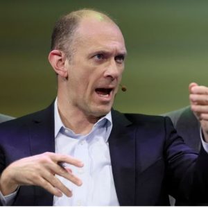 Γκούλσμπι – Fed: Δεν έχει γίνει ακόμα αισθητός ο κύκλος αύξησης των επιτοκίων