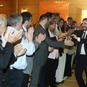 ΠΑΣΟΚ: Το μήνυμα της κάλπης ελήφθη – Οι διαχωριστές γραμμές του Ανδρουλάκη
