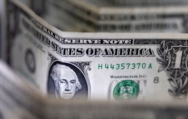 Δολάριο: Η αυξανόμενη ισχύς του ανησυχεί τις ΗΠΑ – Γιατί είναι επικίνδυνο