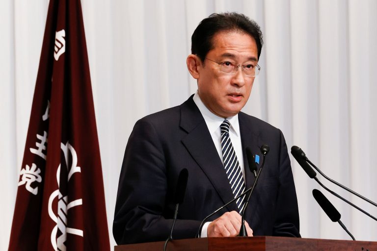 Ιαπωνία: Ο πρωθυπουργός Κισίντα αποπέμπει τον γιο του για κατάχρηση αξιώματος