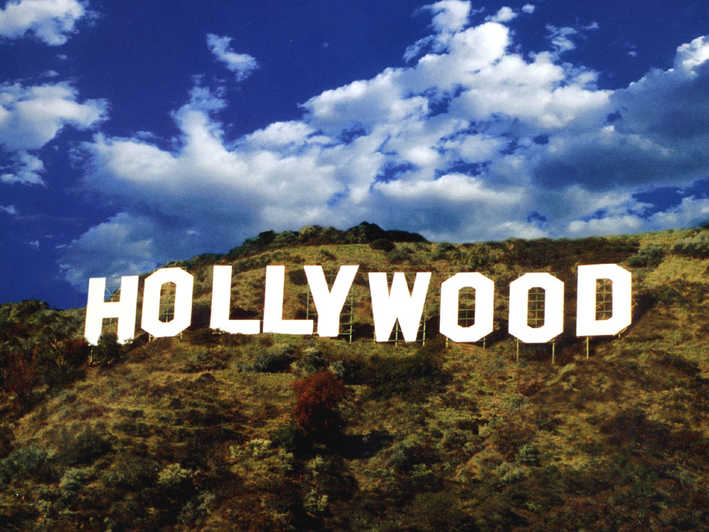 ΗΠΑ: Οριστικό τέλος στην απεργία των σεναριογράφων στο Χόλιγουντ
