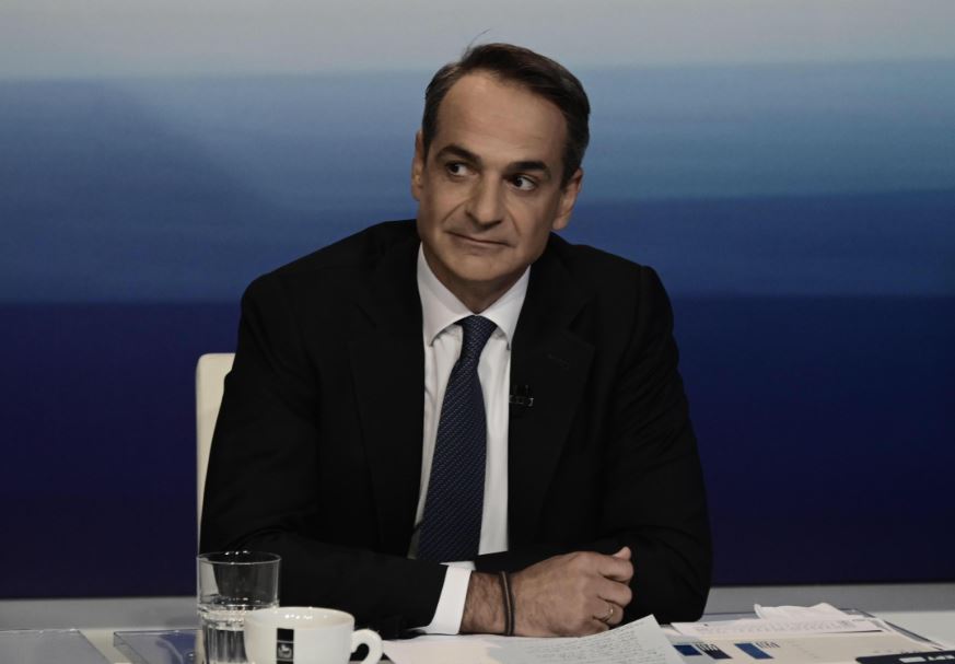 Mitsotakis at debate: After pandemic, energy crisis Greece obliged to produce primary budget surpluses