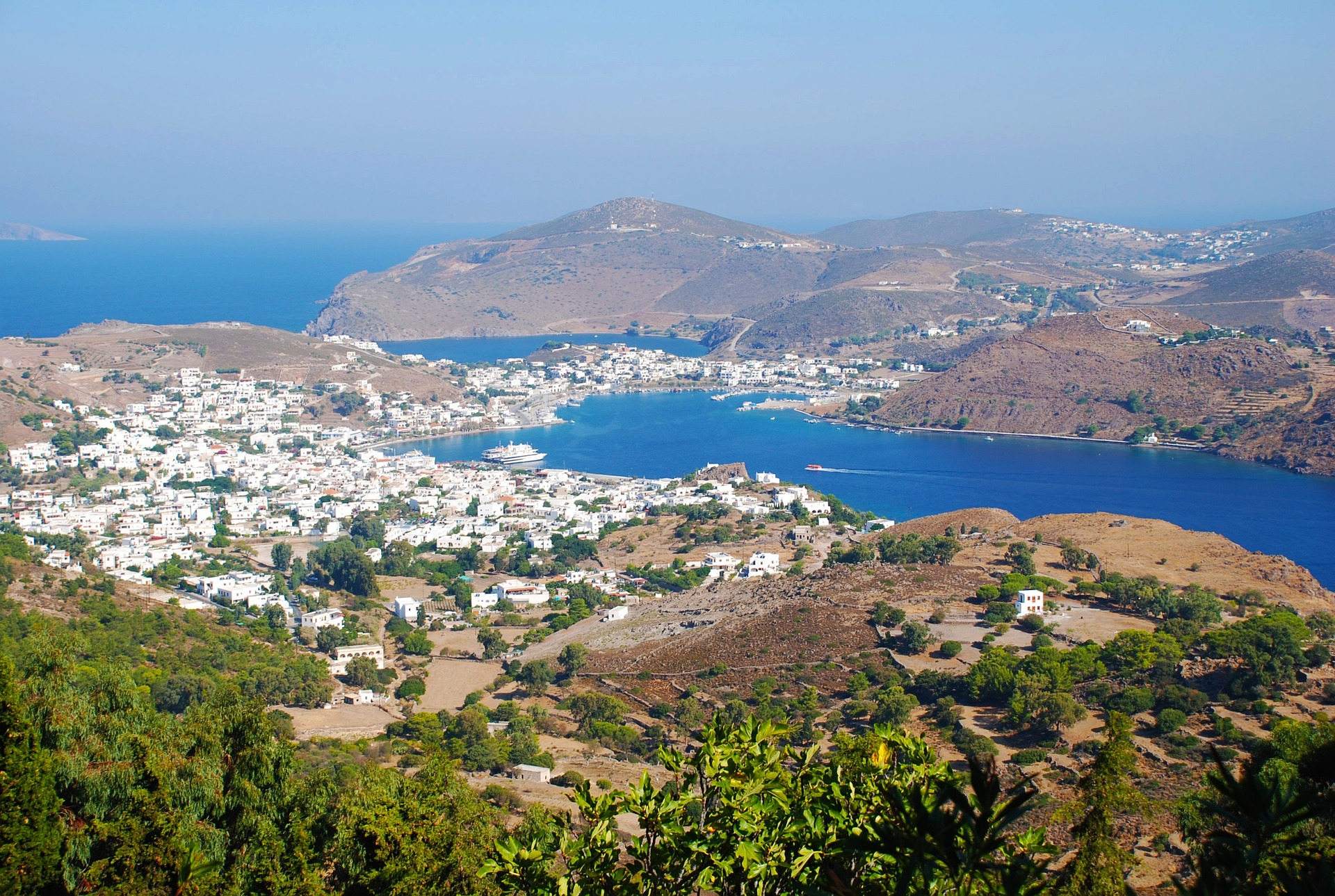 Πάτμος: Από τα ομορφότερα νησιά της Ελλάδας, σύμφωνα με τη «Le Figaro»