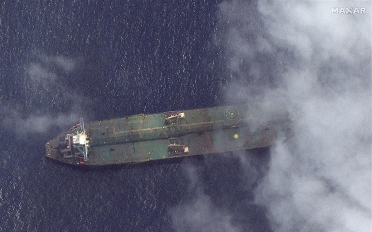 Iran’s Revolutionary Guards seize tanker of Greek interests