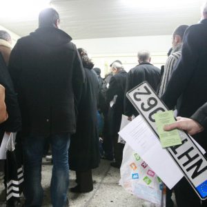 Πινακίδες: Πότε επιστρέφονται στους ιδιοκτήτες από τη Δημοτική Αστυνομία Αθήνας