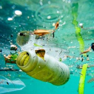 Ο παγκόσμιος φόρος χαλάει το «πλαστικό» πάρτι των επενδυτών