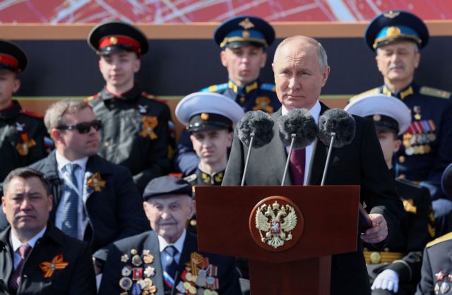 Πούτιν: Ένας πραγματικός πόλεμος έχει εξαπολυθεί εναντίον της Ρωσίας