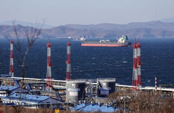 Πετρέλαιο: Αισιοδοξία στις ΗΠΑ από τις αποφάσεις του ΟΠΕΚ – Οργή στο Ριάντ με τους short sellers