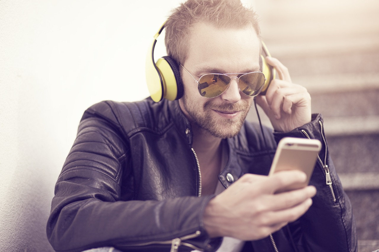 One in 2 listeners choose streaming services, but don’t… pay
